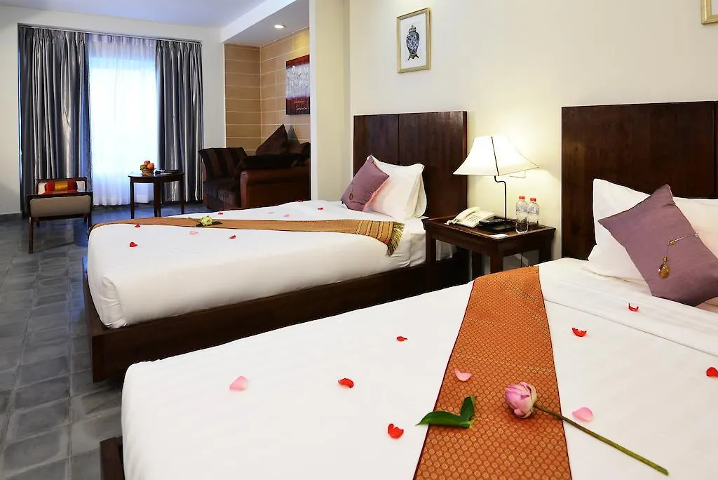 Hotel Nataya Σίχανουκβιλ