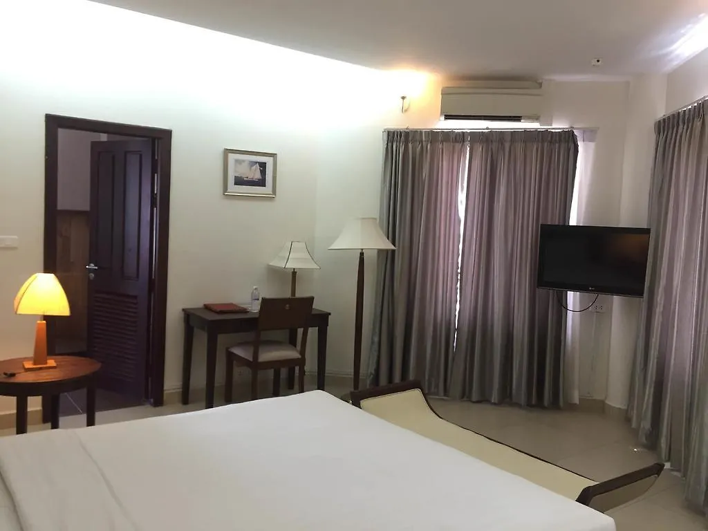 Hotel Nataya Sihanoukville 4*,  Cambodia